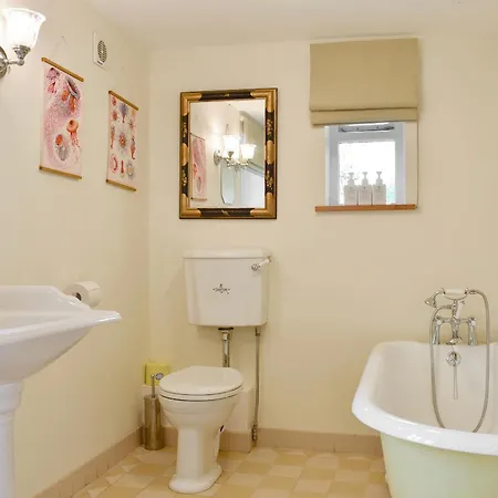 Semesterbostad Sycamore By Birch