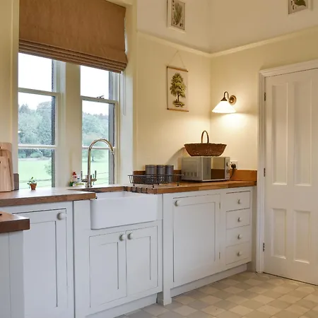 Сasa de vacaciones Sycamore By Birch *